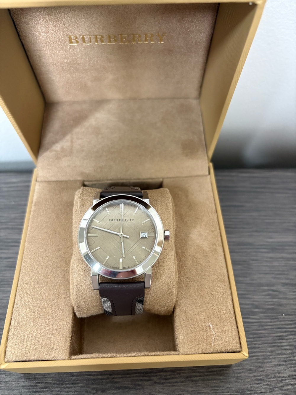 Burberry BU9020 The City Beige Dial Leather Strap Women's Watch